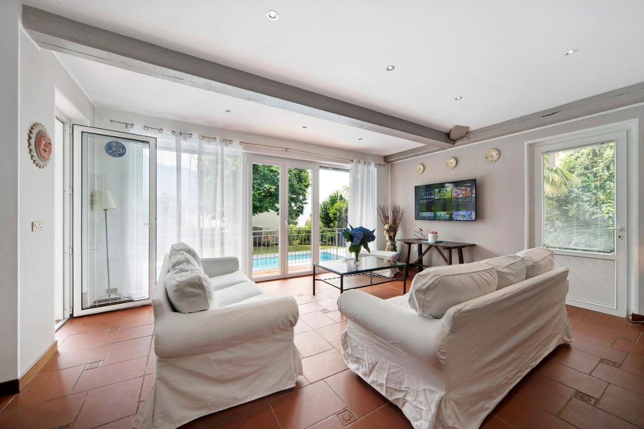 Luxury Country House Domaso Bagian luar foto