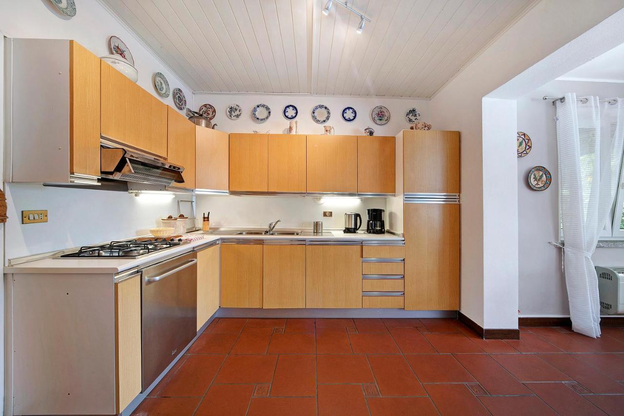 Luxury Country House Domaso Bagian luar foto