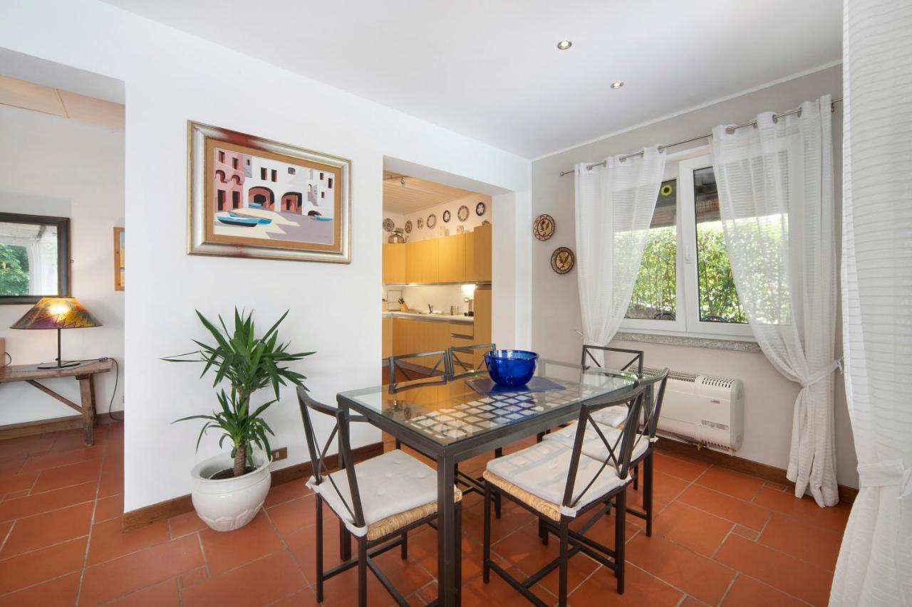 Luxury Country House Domaso Bagian luar foto